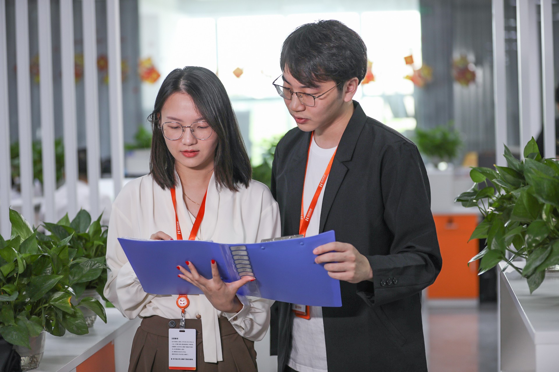 67299349e381a.jpg GZ8A0163.jpg